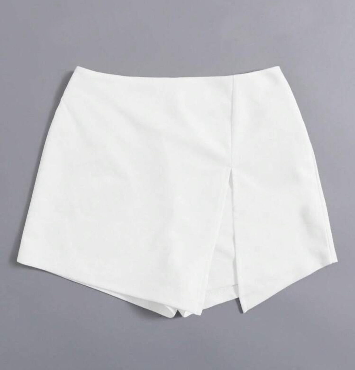 Falda short blanca